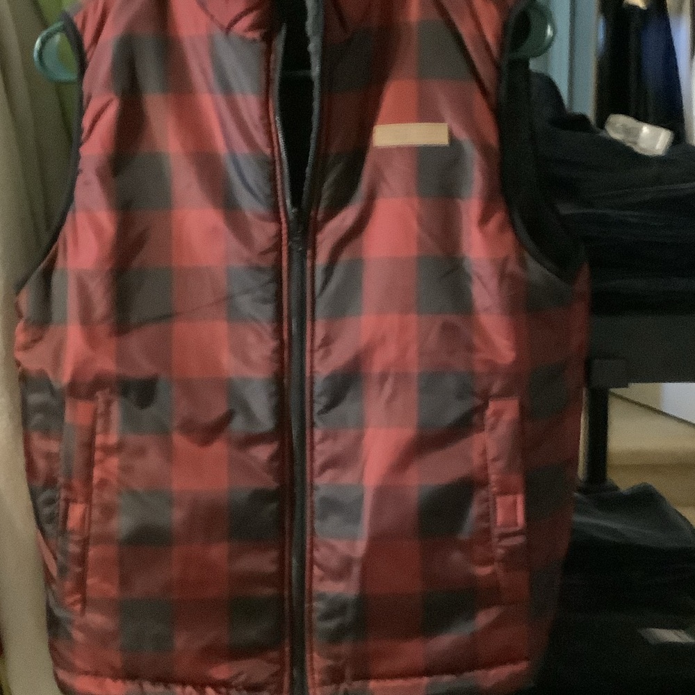 Buffalo David Bitton Plaid Vest in Red and Black, reversible